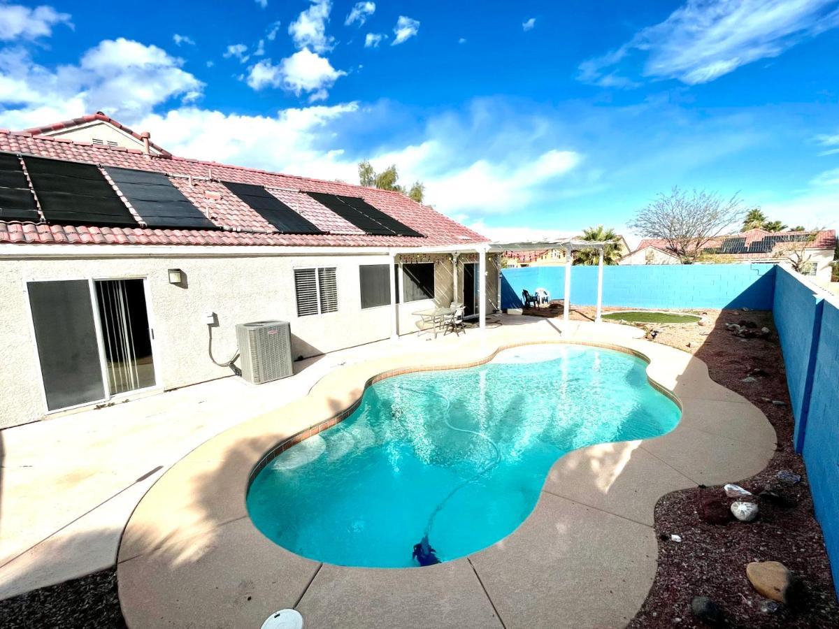 Sweet Spacious 5 Bdrm Home With Pool Лас-Вегас Экстерьер фото